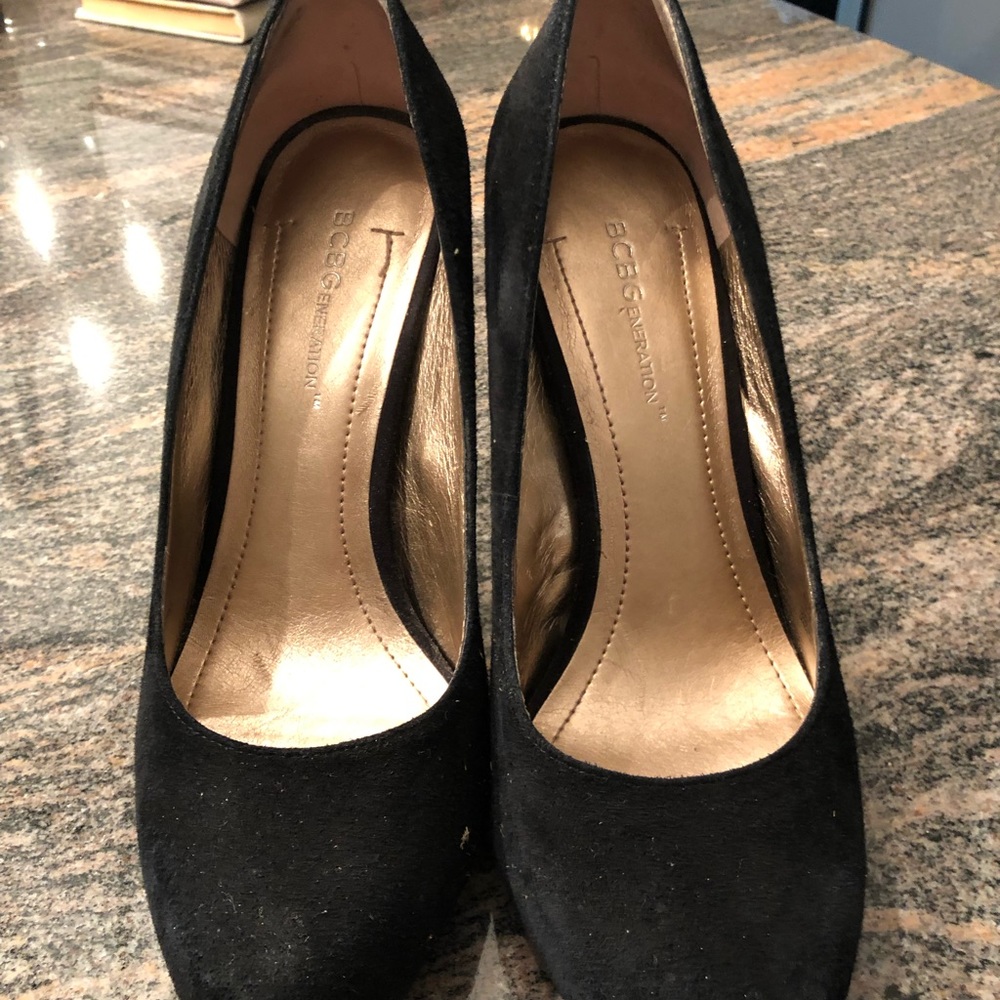 BCBG suede platform heels